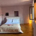 Charme Emilago - Vista Apartament *
