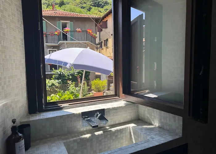 Charme Emilàgo - Vista * Civenna